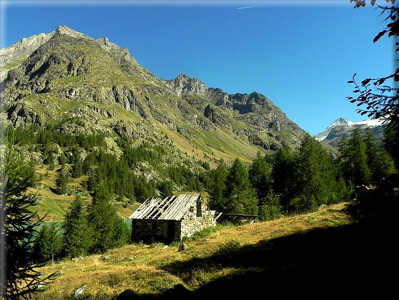 foto Laghi di Livournea e di Place Moulin